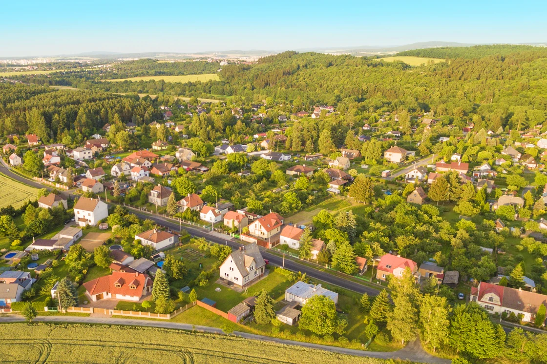 Ustinovo Settlement